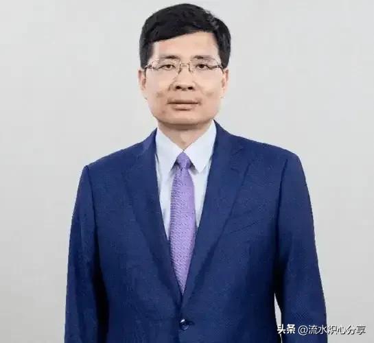 海尔总裁走红被媒体围住无法脱身：流量背后的商业与舆论博弈(图3)