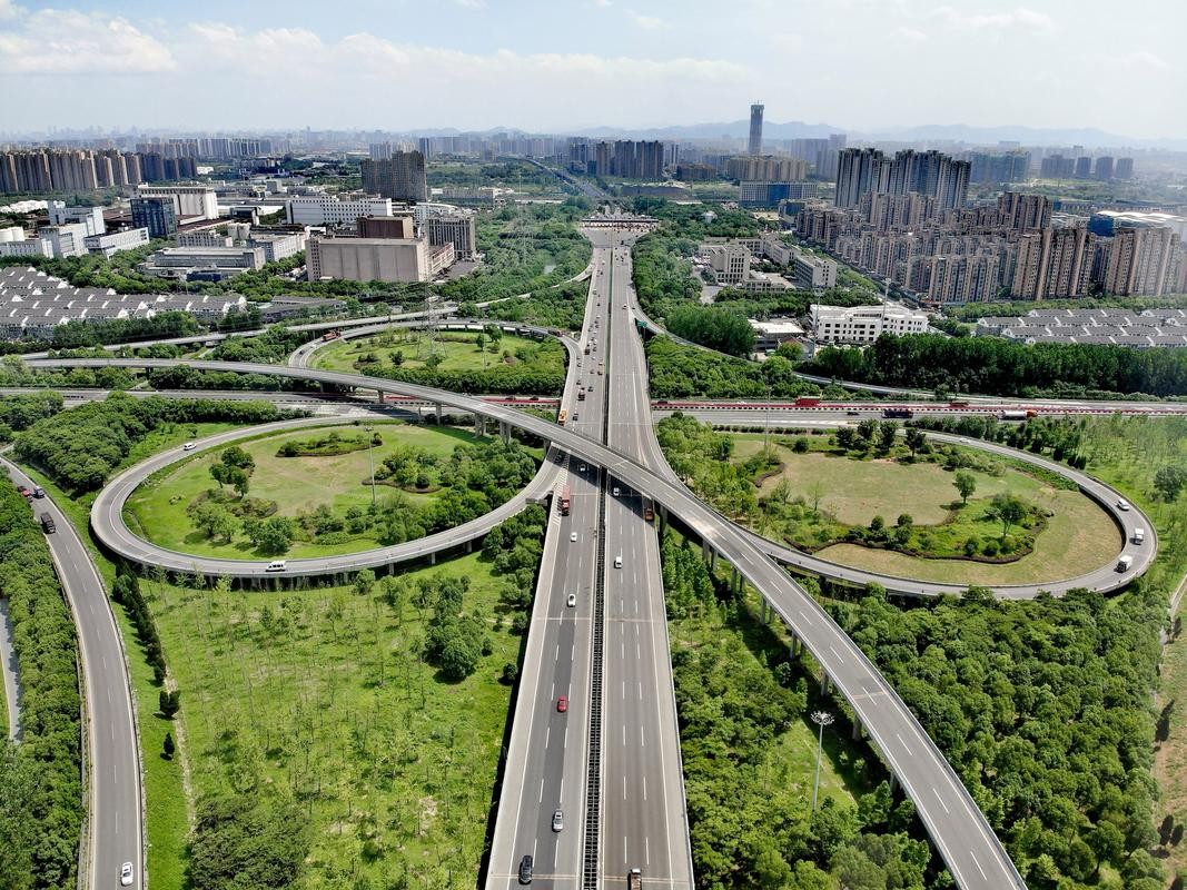 五一热门旅游城市排名：北京209亿垫底，四川235亿第二，榜一是谁(图19)