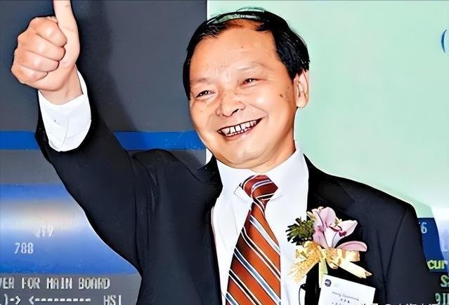 中国稀土太子爷的奢靡生活：40万一顿饭，父子联手挥霍上百亿资产(图4)