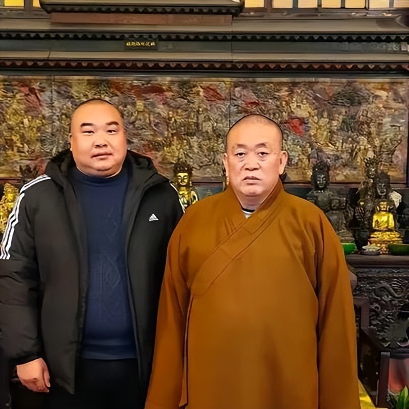 一波未平一波又起！释永信被抓，央视名嘴紧急发声，刘涛也受牵连(图7)
