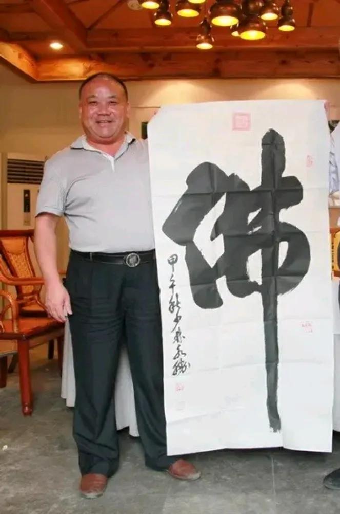 一波未平一波又起！释永信被抓，央视名嘴紧急发声，刘涛也受牵连(图8)