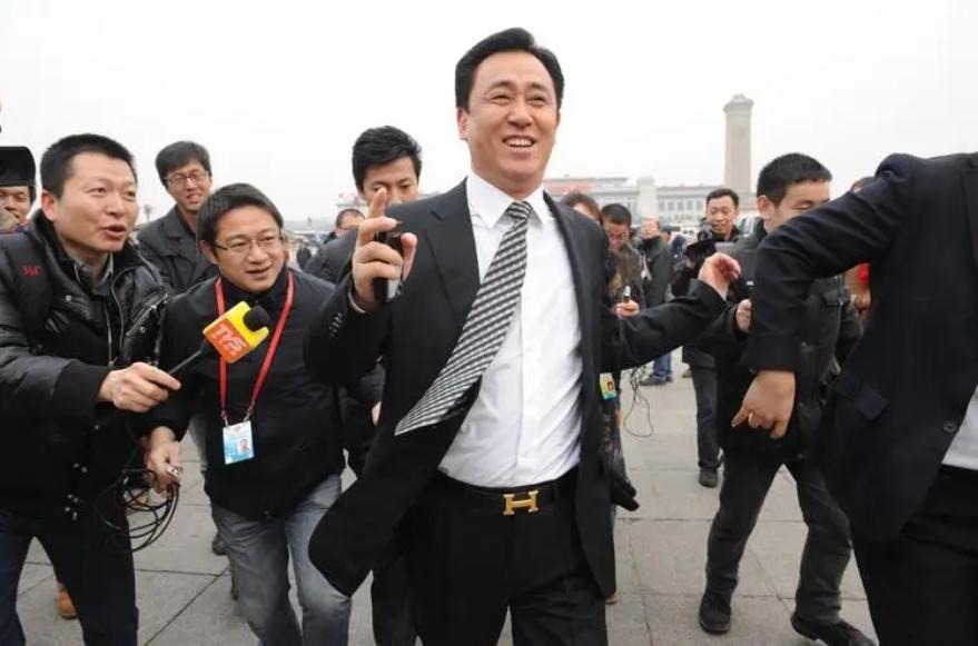 突发重磅！恒大在香港退市了，买到烂尾楼的几十万户怎么办？(图5)